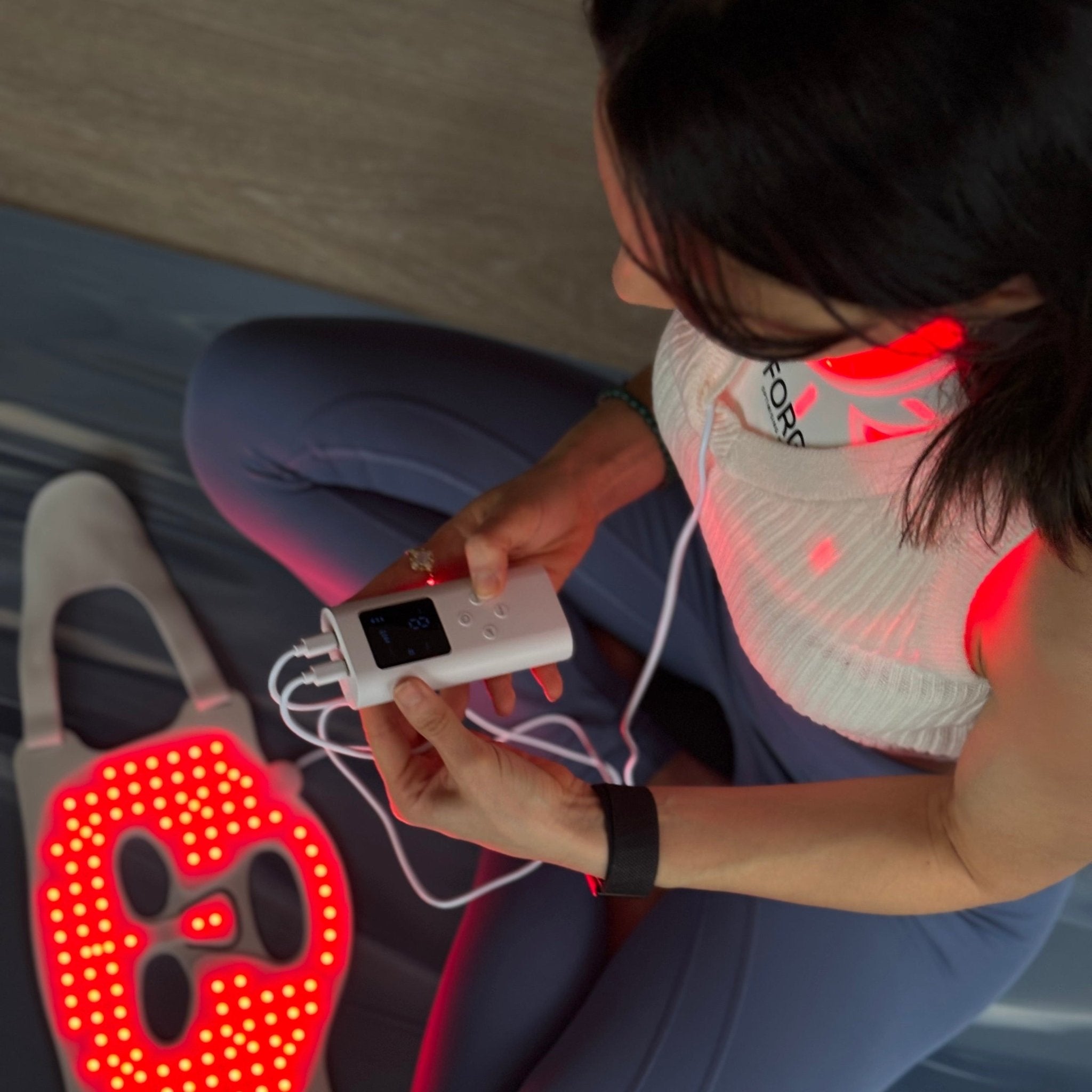 Red Light Bundle - Red Light Mask + Neck Piece & Red Light Therapy Cap - Forge